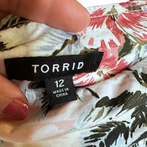 Torrid Hawaiian print ZIP closure, multicolor midi full skirt sz 12 - Picture 2 of 10